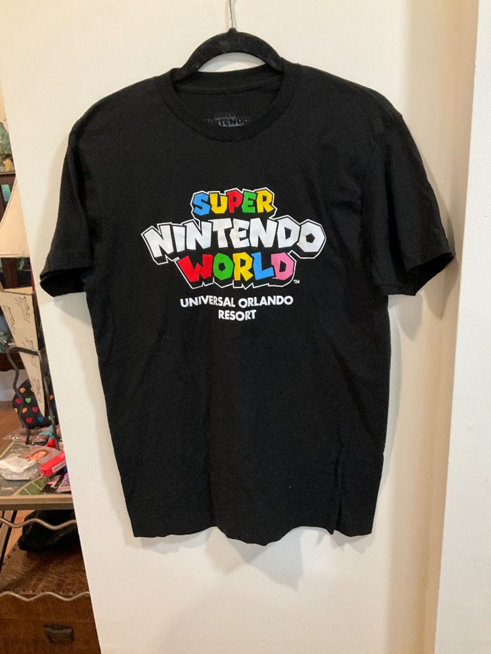 EUC Super Nintendo World Universal Orlando Resort T-Shirt Size Medium